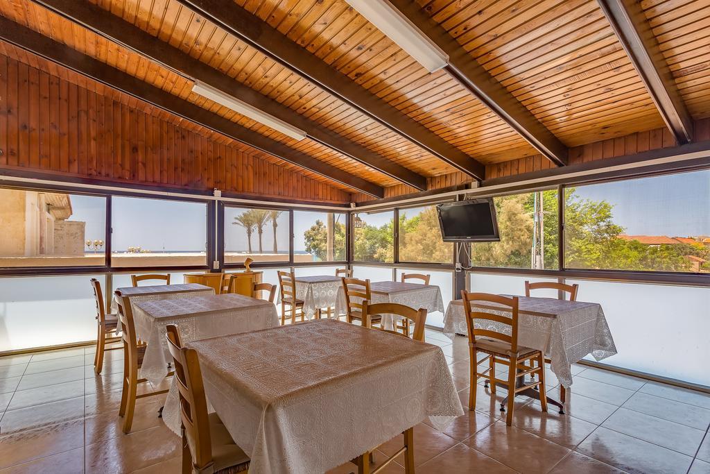 Amigo Hotel On The Beach Нагария Экстерьер фото